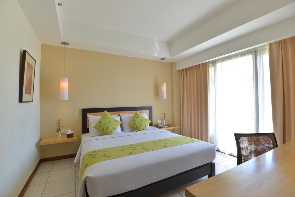 New Kuta Hotel Uluwatu Exterior foto