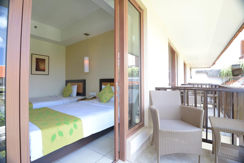 New Kuta Hotel Uluwatu Exterior foto