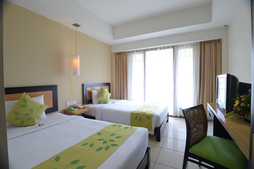 New Kuta Hotel Uluwatu Exterior foto