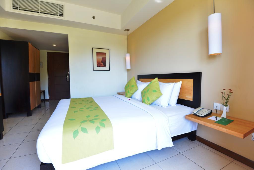 New Kuta Hotel Uluwatu Exterior foto