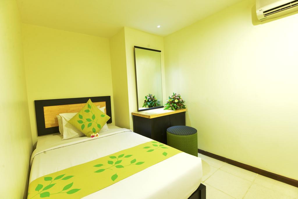 New Kuta Hotel Uluwatu Exterior foto