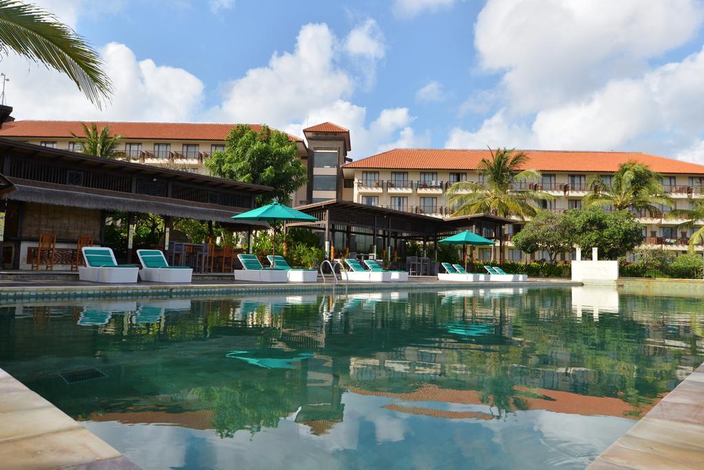 New Kuta Hotel Uluwatu Exterior foto